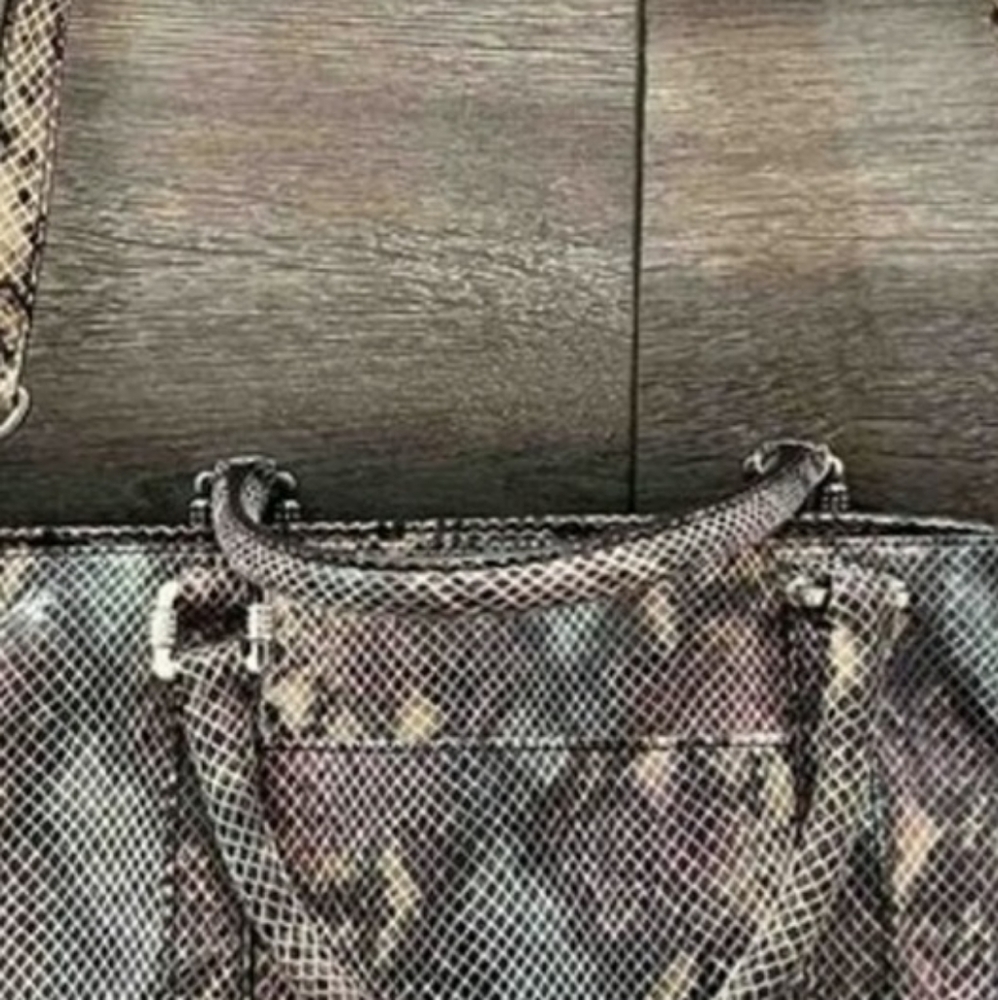 Aimee Kestenberg Leather Bag!..Like New! - Picture 4 of 16